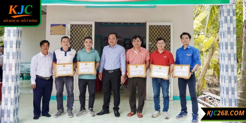 Các hoàn cảnh khó khăn được hỗ trợ xây dựng nhà cửa