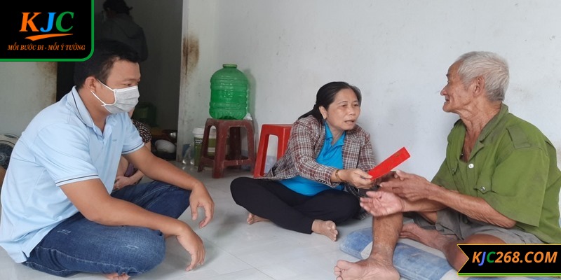 Nhiều hộ gia đình đã được tặng vốn vay không lãi suất